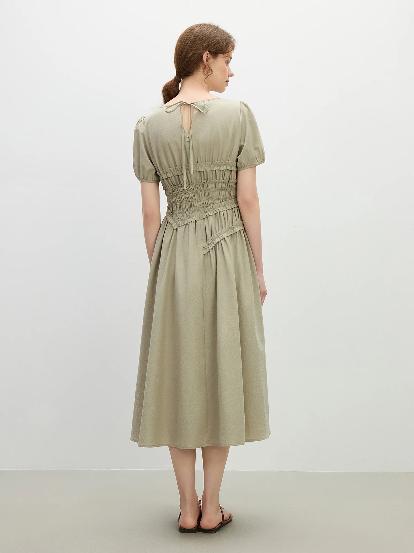 Fsle francês elegante estilo hepburn midi vestido para o sexo feminino 2025 verão nova chegada vestido fino roupas de temporada de férias 25fs12421