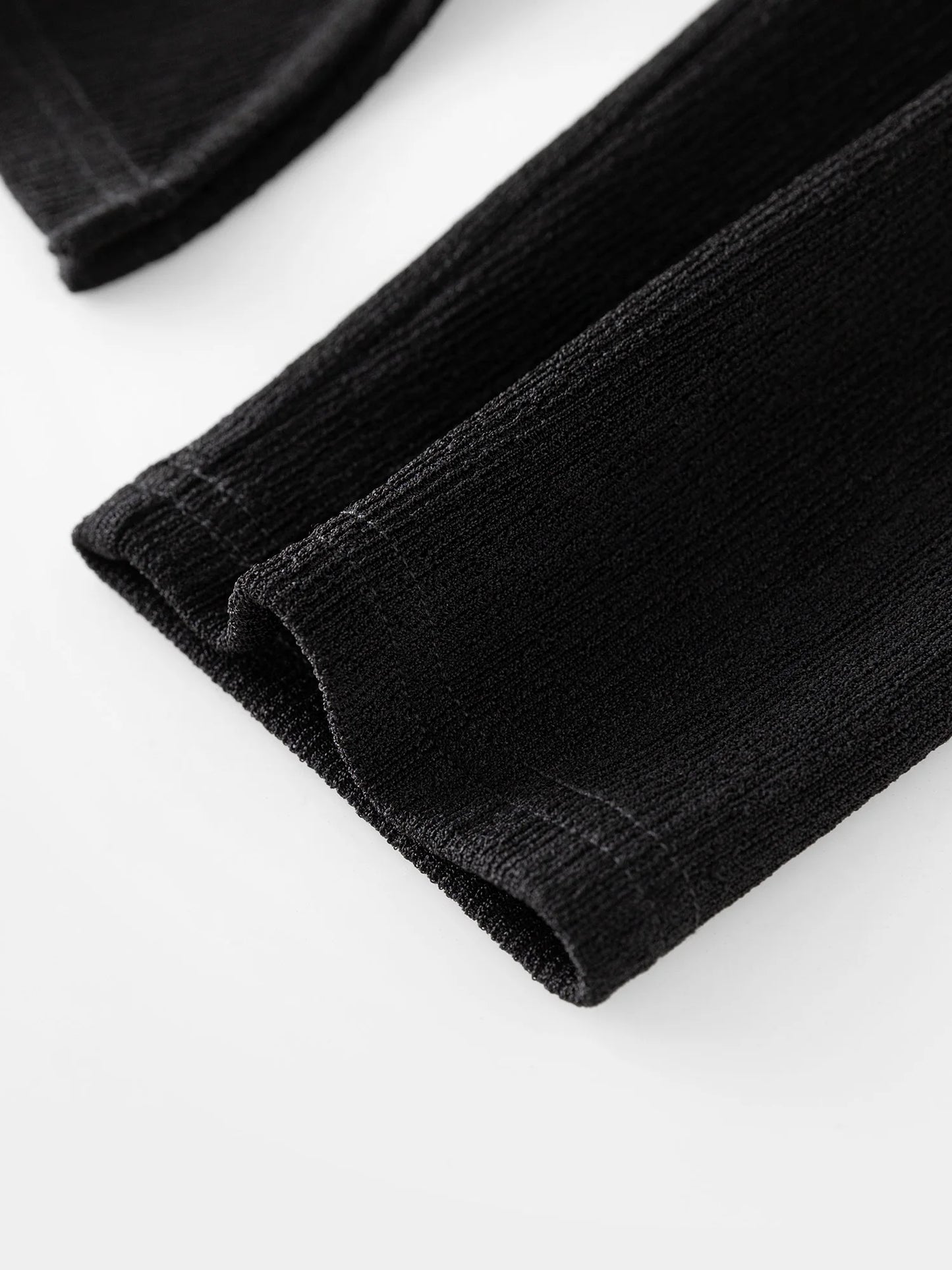 Blusa Assimétrica Gola Larga - AlmaChic