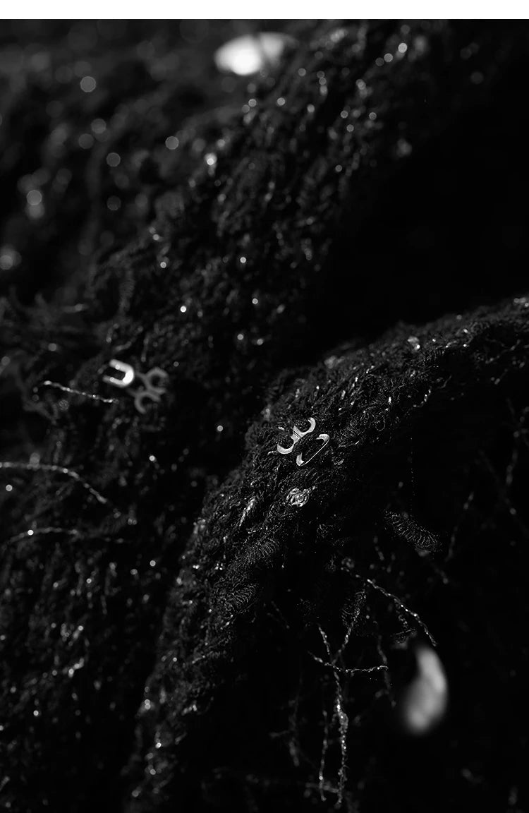 Cardigan Elegância Urbana com Detalhes de Borla - AlmaChic