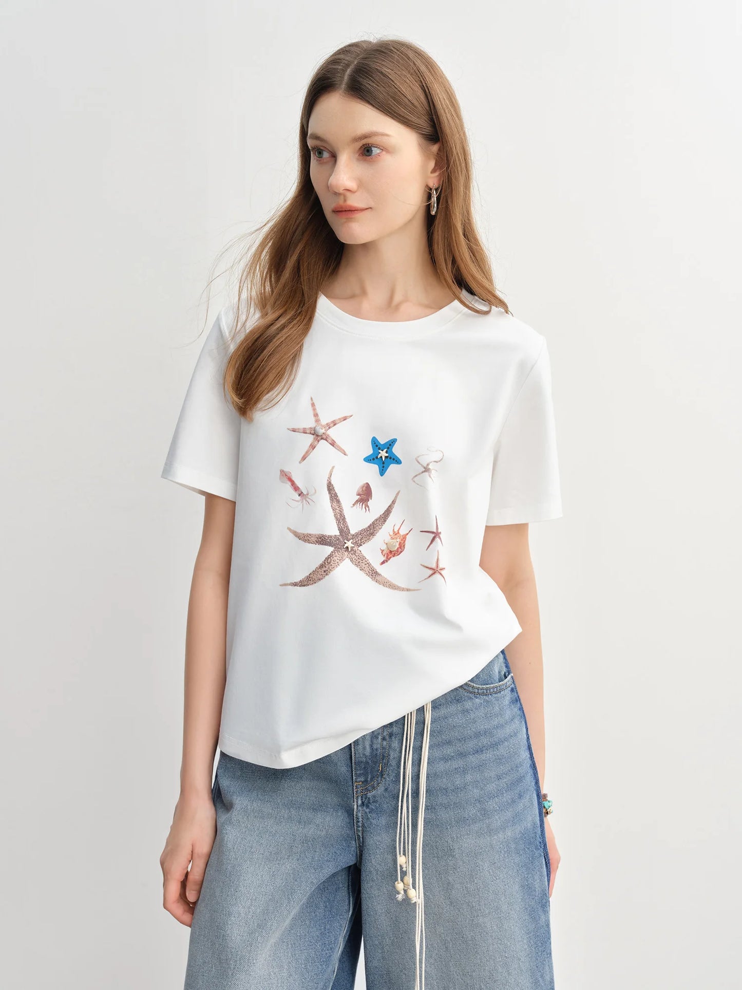 Dushu feminino elemento marinho impresso concha decorada camiseta 2025 nova chegada moda versátil magro casual topo 25ds82912