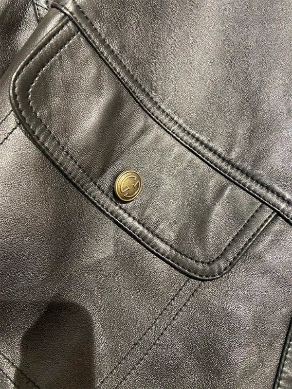 Jaqueta Feminina de Couro Premium em Pele de Carneiro - AlmaChic