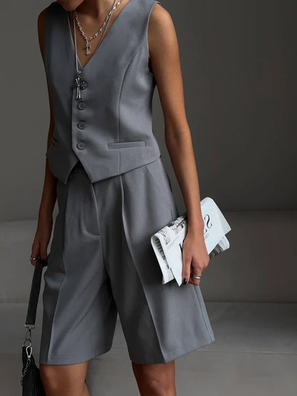 Conjunto Social Feminino Executive Chic – Colete e Shorts de Alfaiataria