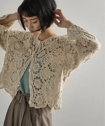 Cardigan de Crochê Rendado Lia Bohème – Leve, Versátil & Atemporal