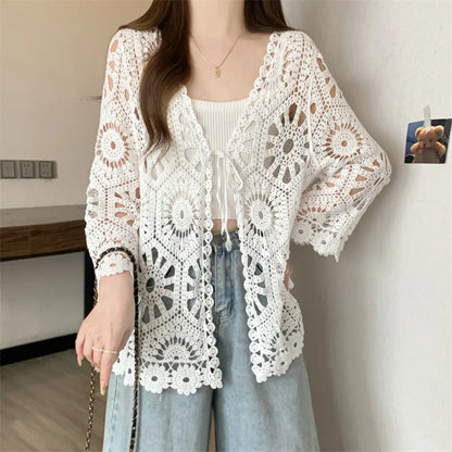 Cardigan de Crochê Elegância Boêmia - AlmaChic