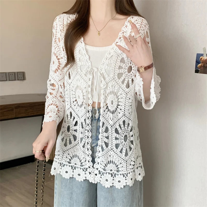 Cardigan de Crochê Elegância Boêmia - AlmaChic