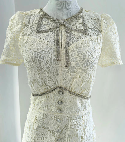 Vestido de Renda Longo Bordado Feminino Isadora