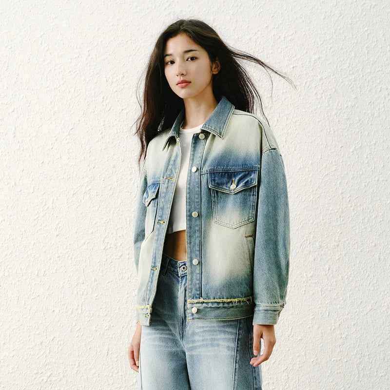 Jaqueta Denim Semir — Elegância e Conforto Atemporal