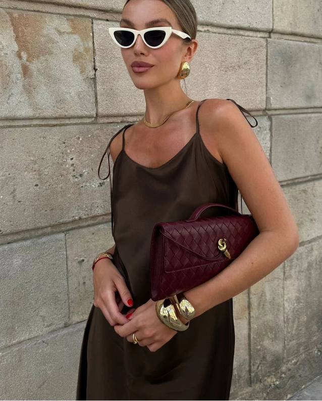 Clacive moda solta marrom cetim vestidos femininos 2025 verão cinta sem mangas até o chão vestido sexy sem costas vestido feminino