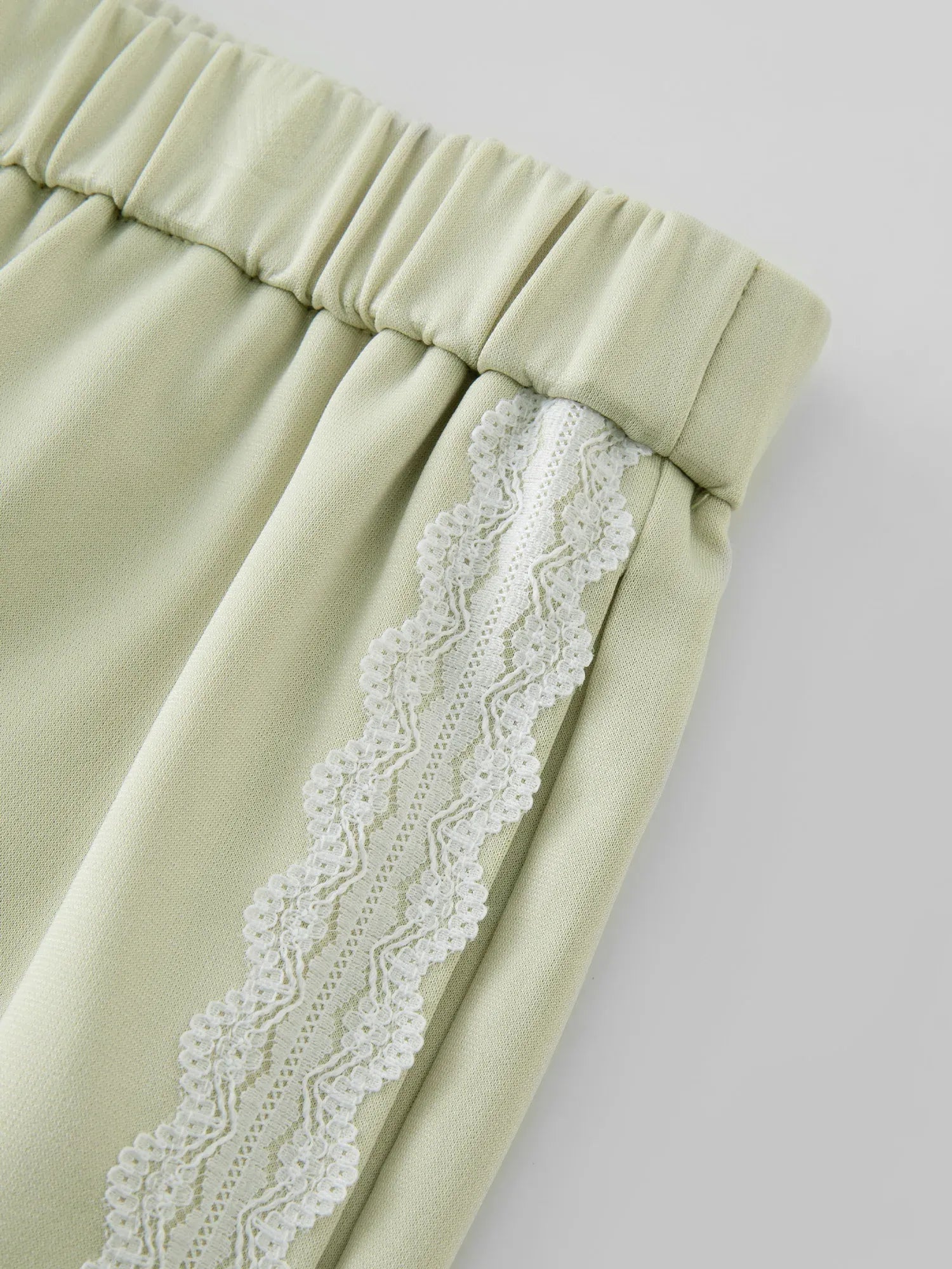 Calça Reta Feminina Valentina - AlmaChic