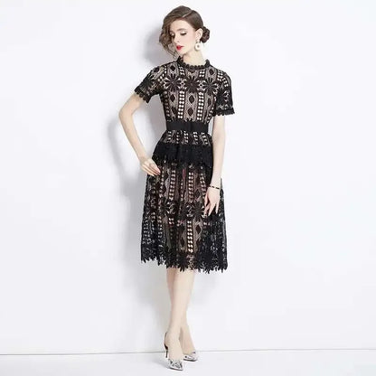 Vestido de Renda Midi Floral Feminino Aurora