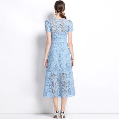 Vestido de Renda Longo Bordado Feminino Isadora