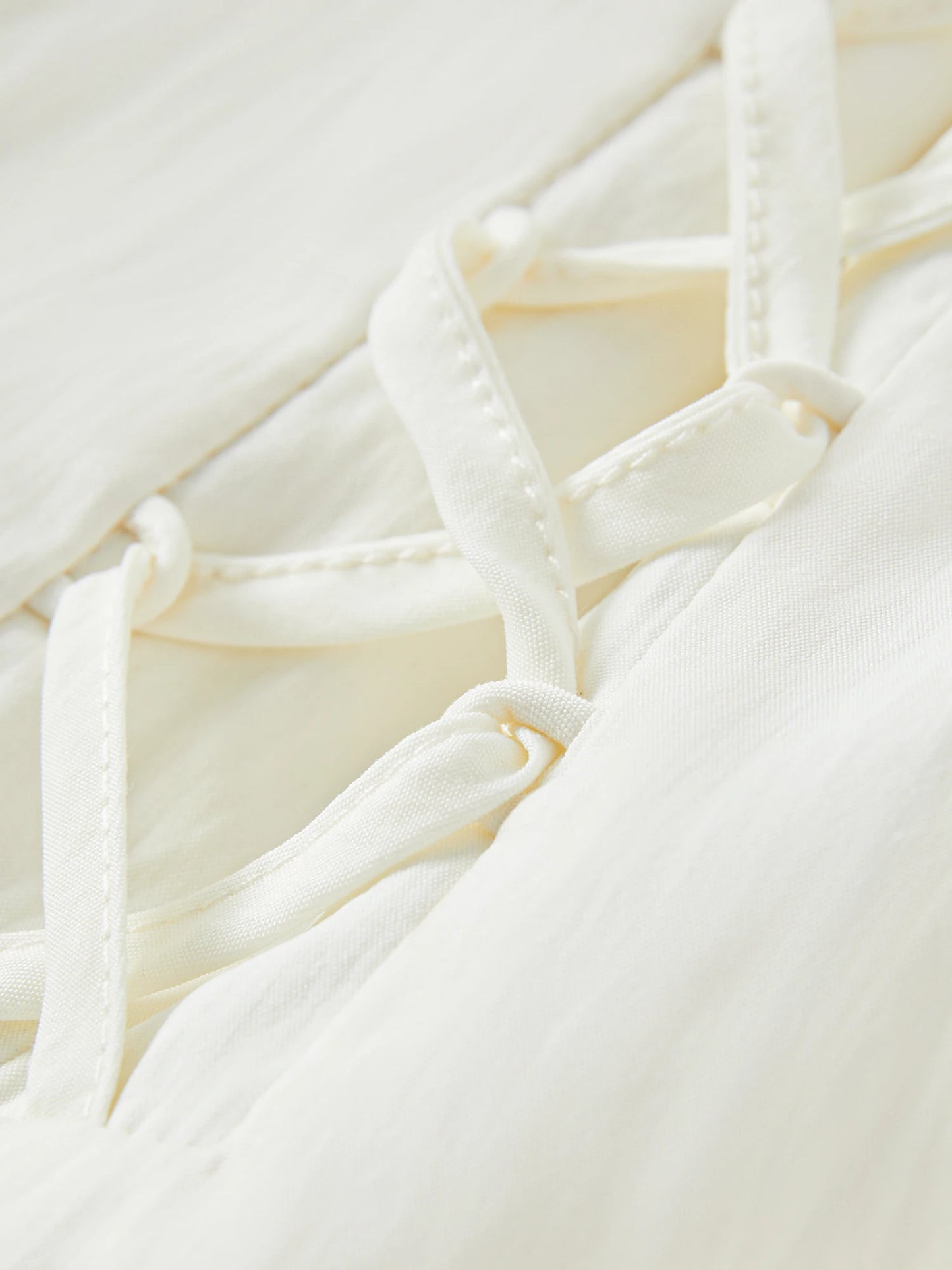 Vestido Feminino Elegância Francesa Gola Quadrada - AlmaChic