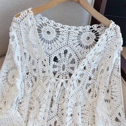 Cardigan de Crochê Elegância Boêmia - AlmaChic