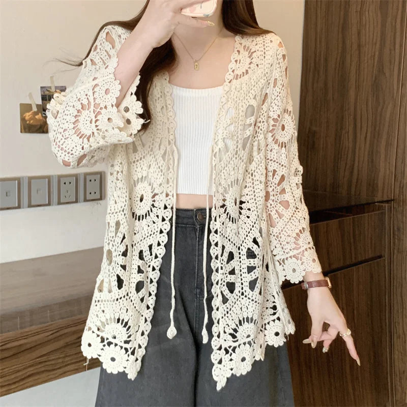 Cardigan de Crochê Elegância Boêmia - AlmaChic