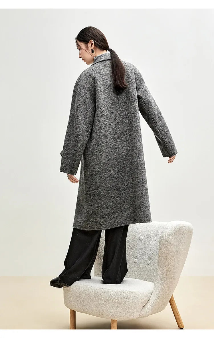 Casaco de Lã Longo Feminino Charlotte – Elegância Atemporal para Dias Frios