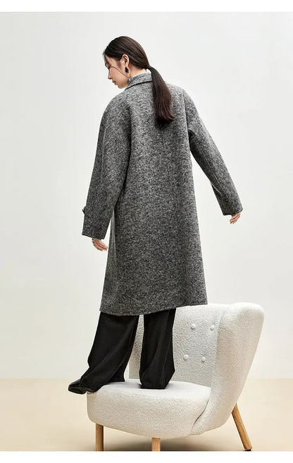 Casaco de Lã Longo Feminino Charlotte – Elegância Atemporal para Dias Frios