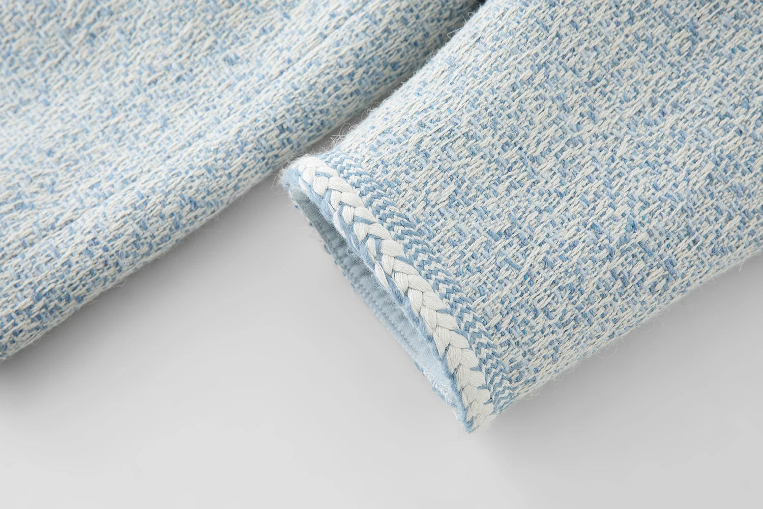 Casaco Tweed Azul Elegante Feminino - AlmaChic