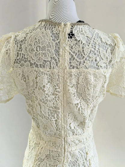 Vestido de Renda Longo Bordado Feminino Isadora