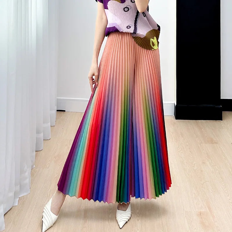 Primavera/Verão Novo Gradiente das mulheres Plissado Solto e Versátil Perna Larga Alargamento Calças Moda Outono Street Style Rainbow Calças