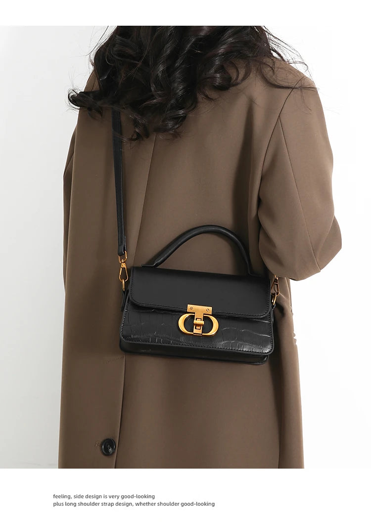 Bolsa Feminina Pequena de Couro - AlmaChic