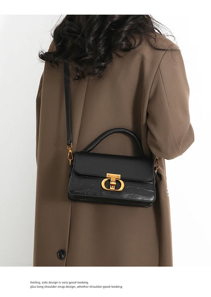 Bolsa Feminina Pequena de Couro - AlmaChic