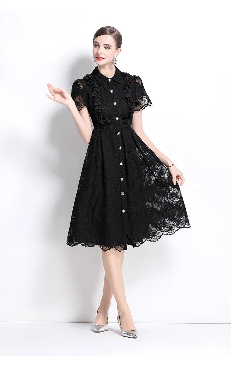 Vestido de Renda Feminino Cléo – Cintura Império e Botões Frontais