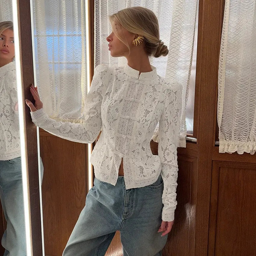 Blusa de Renda Feminina Manga Bufante Élodie