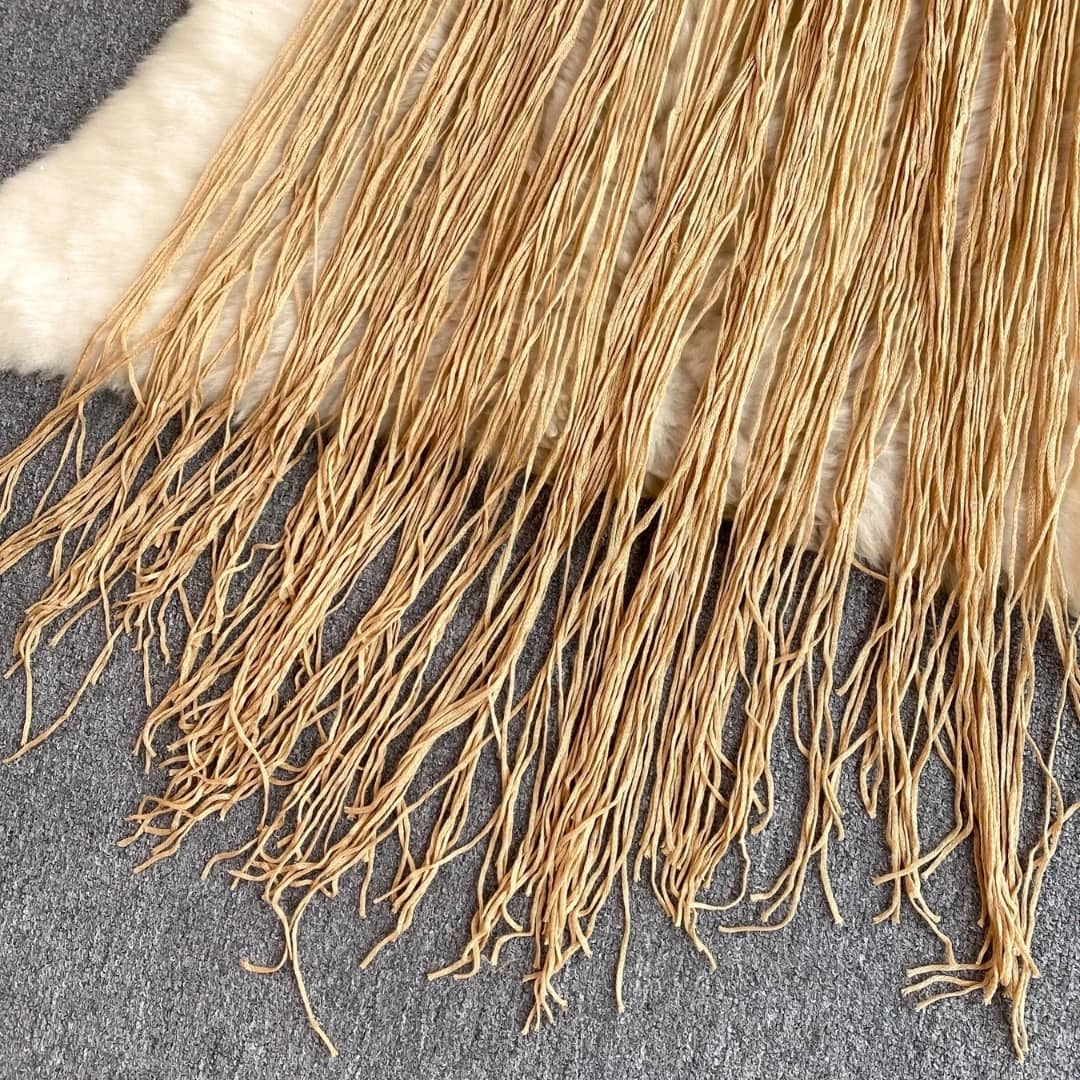 saida de praia vestido croche areia dourada lily franjas longas detalhe tecido