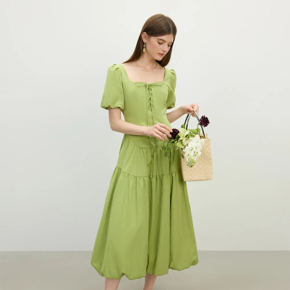 Vestido Feminino Elegância Francesa Gola Quadrada - AlmaChic