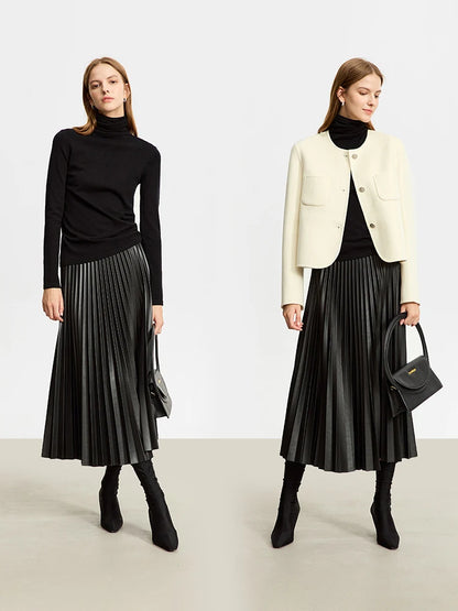 Saia de Couro Feminina Plissada AlmaChic Elegance – Sofisticação e Movimento - AlmaChic