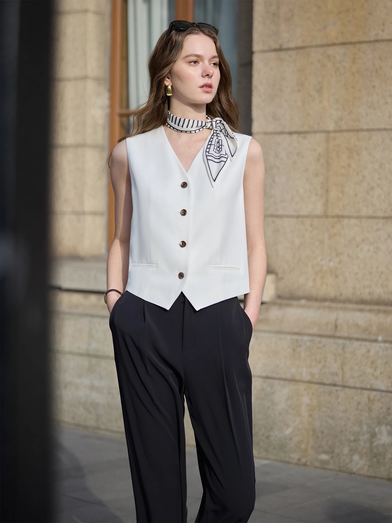 Colete Feminino de Alfaiataria Eco Linho Vintage Branco - AlmaChic