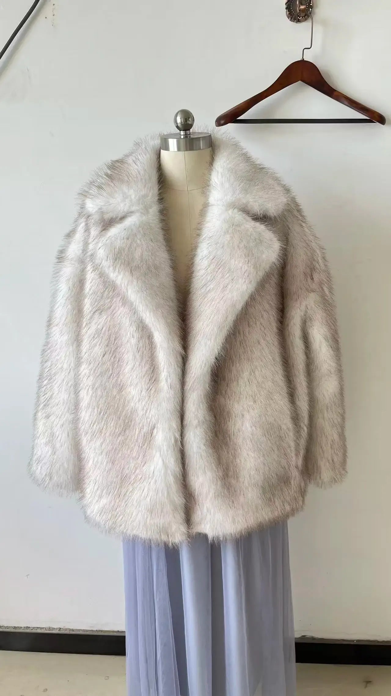 Casaco de Pele Feminino Aurora Éclipse