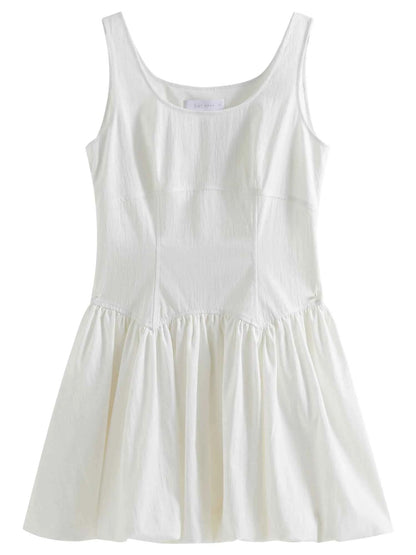 Vestido Curto de Algodão Pure Essence – Leveza e Sofisticação Natural