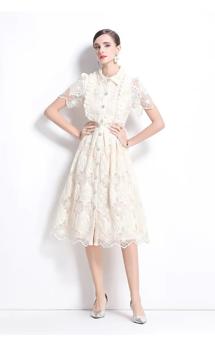 Vestido de Renda Feminino Cléo – Cintura Império e Botões Frontais