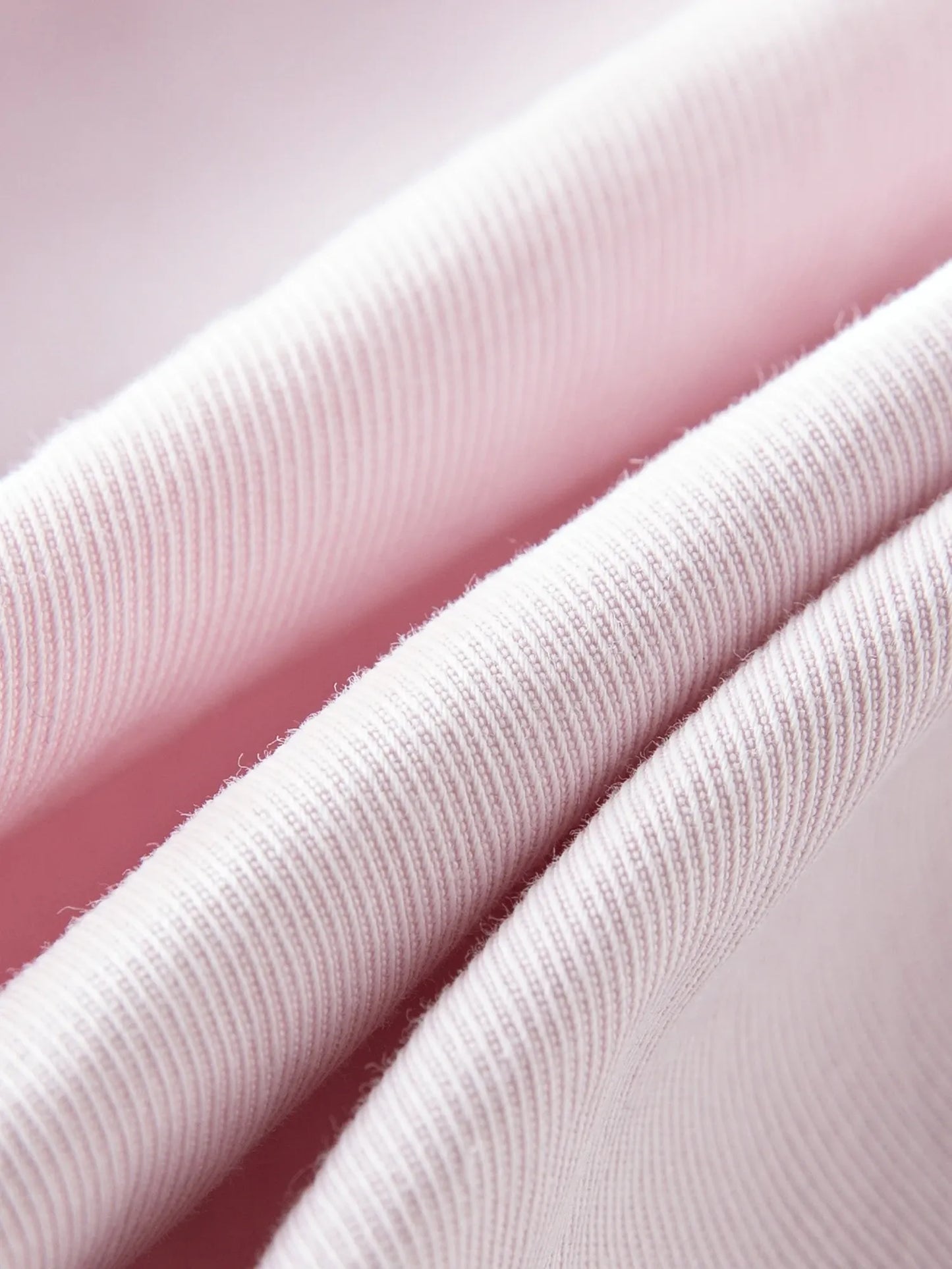 Trench Coat Feminino Camille — Oversized Clássico para Meia-Estação