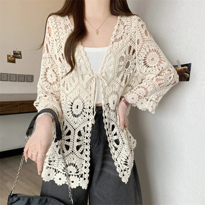 Cardigan de Crochê Elegância Boêmia - AlmaChic