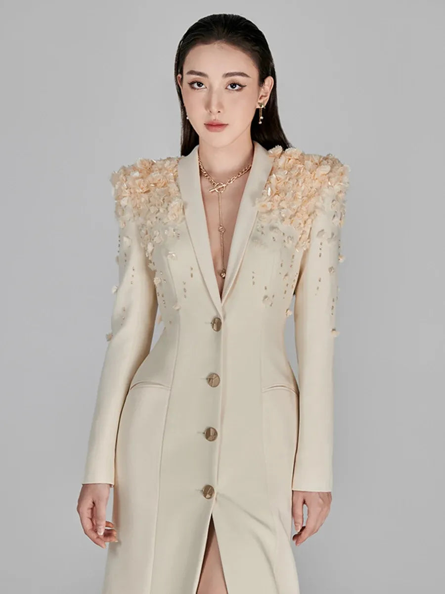 Vestido Longo de Festa Floréal Lumière – Alta Alfaiataria com Aplicações Florais Artesanais