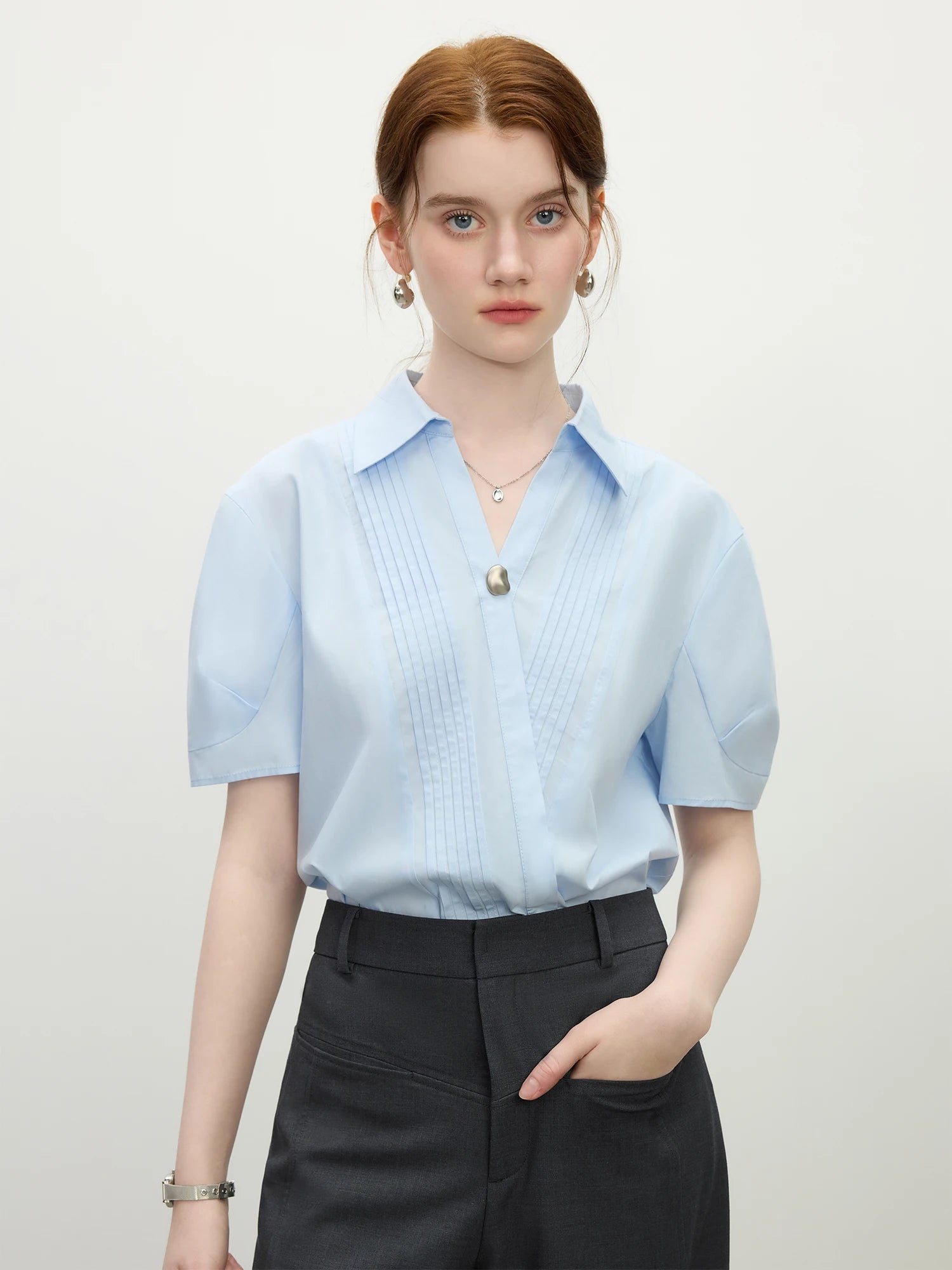 Camisa Minimalista Feminina em Lyocell e Algodão - AlmaChic