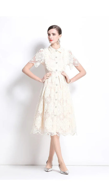 Vestido de Renda Feminino Cléo – Cintura Império e Botões Frontais