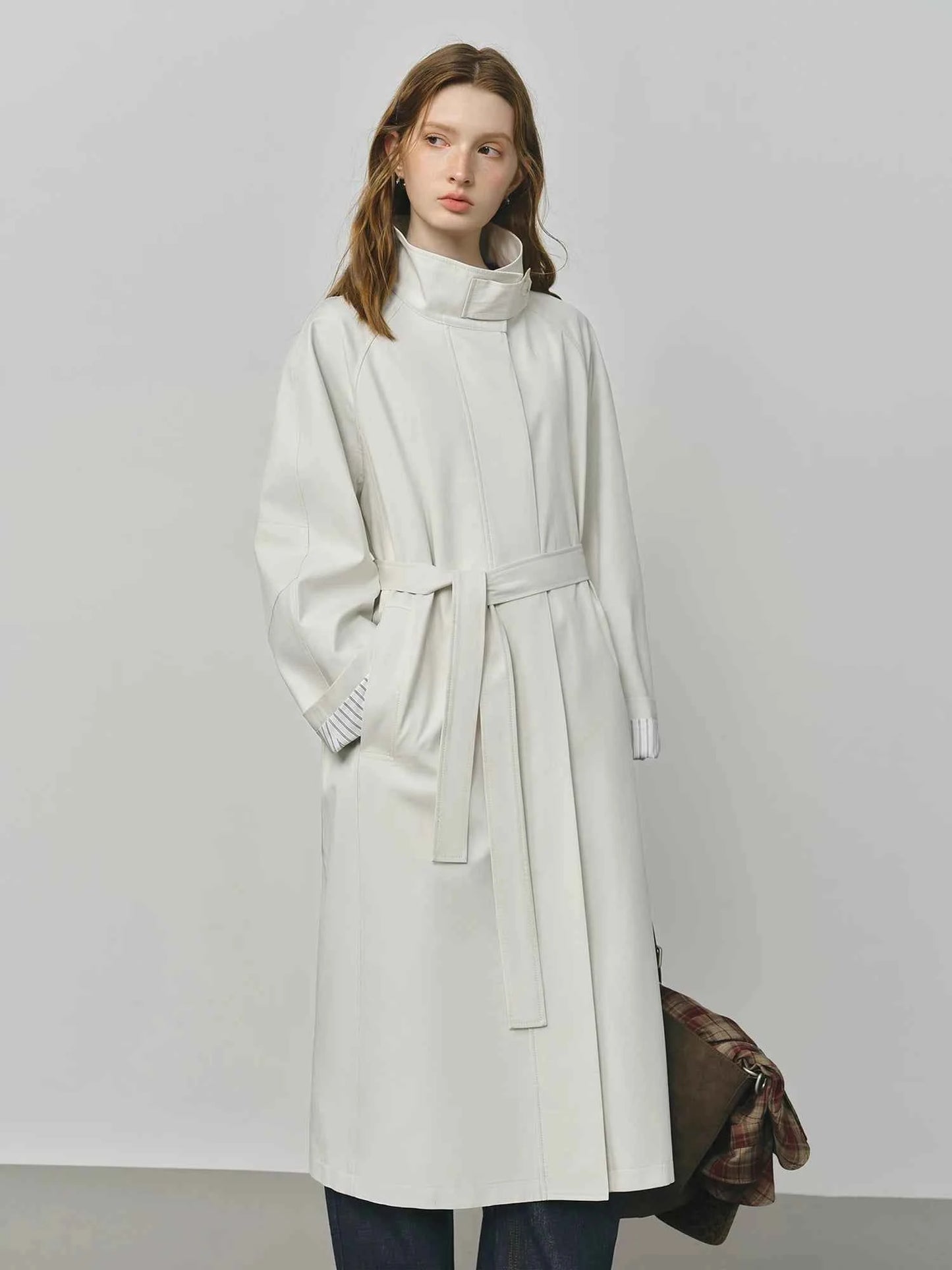 Trench Coat Feminino Beatrice — Leveza, Estrutura e Estilo Contínuo (Cópia)