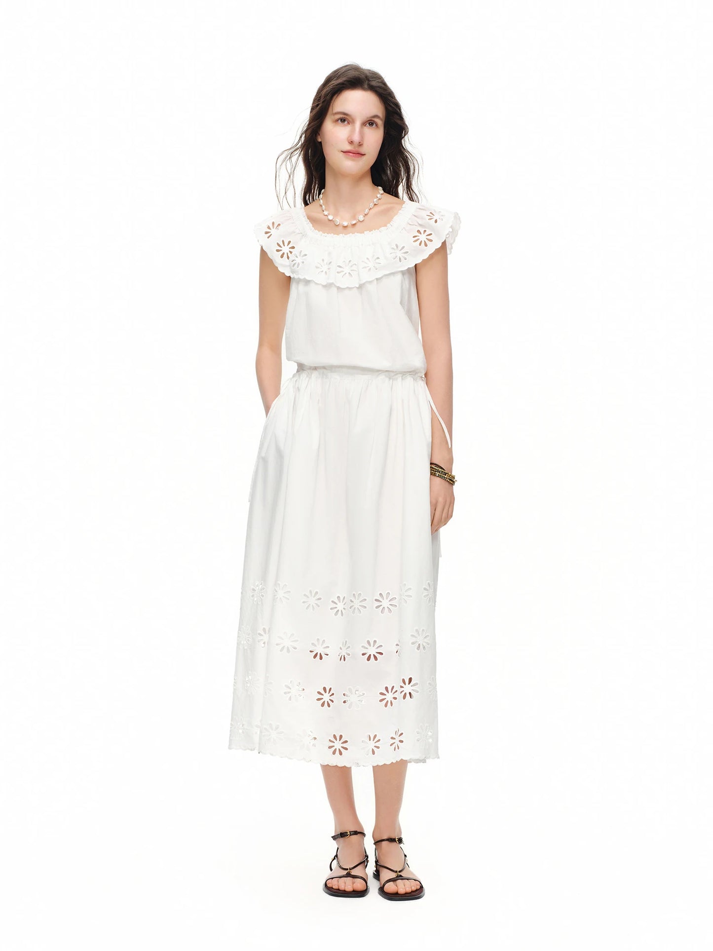 Vestido Floral DUSHU Off-Shoulder com Bordado e Amarração Branco, A-Line, Perfeito para Looks Casuais e Elegantes de Verão