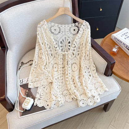 Cardigan de Crochê Elegância Boêmia - AlmaChic