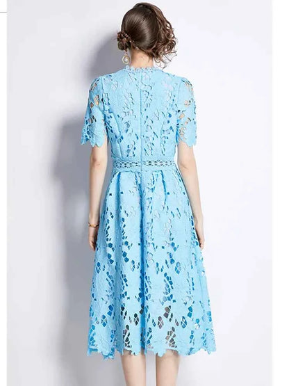 Vestido de Renda Elegance — A Essência da Sofisticação