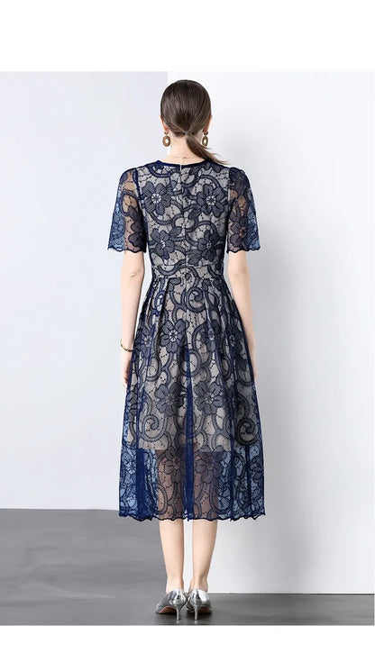 Vestido de Renda Elegante Madeleine