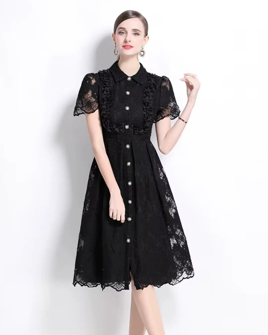 Vestido de Renda Feminino Cléo – Cintura Império e Botões Frontais