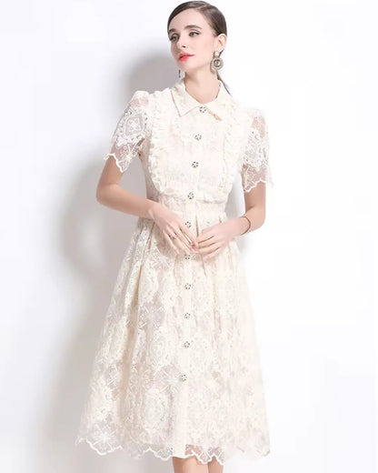 Vestido de Renda Feminino Cléo – Cintura Império e Botões Frontais