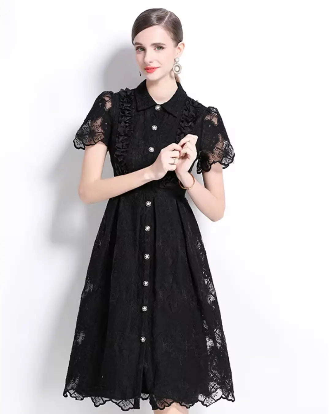 Vestido de Renda Feminino Cléo – Cintura Império e Botões Frontais