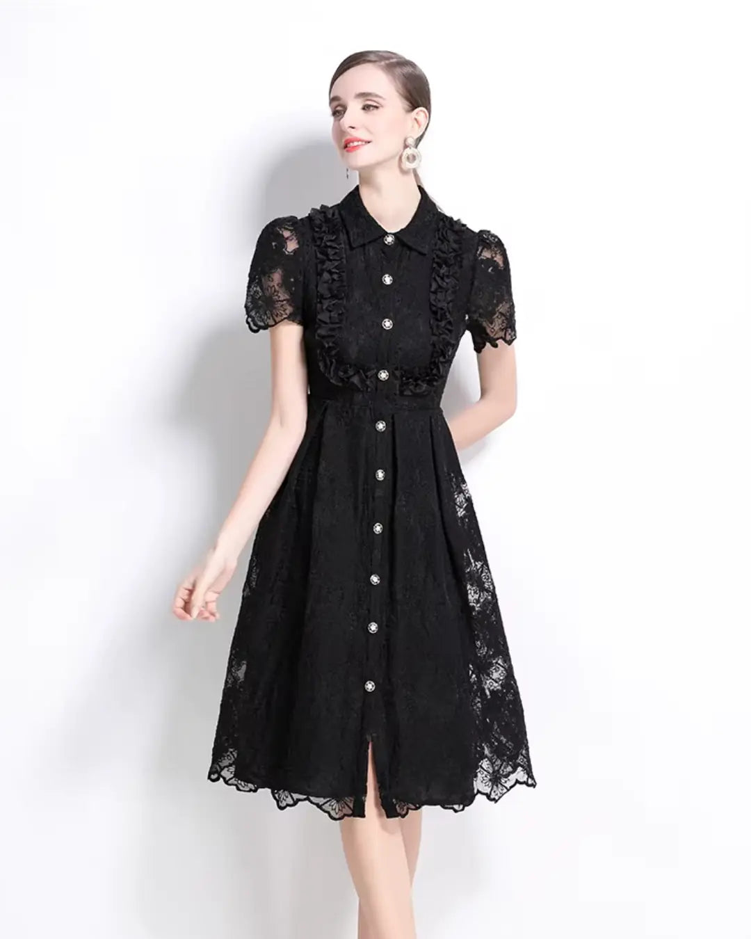 Vestido de Renda Feminino Cléo – Cintura Império e Botões Frontais