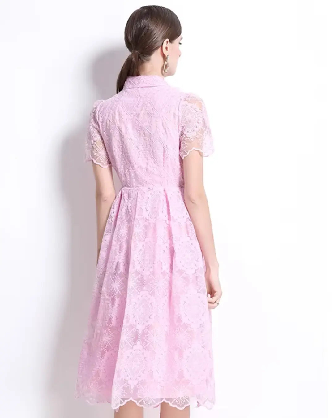 Vestido de Renda Feminino Cléo – Cintura Império e Botões Frontais