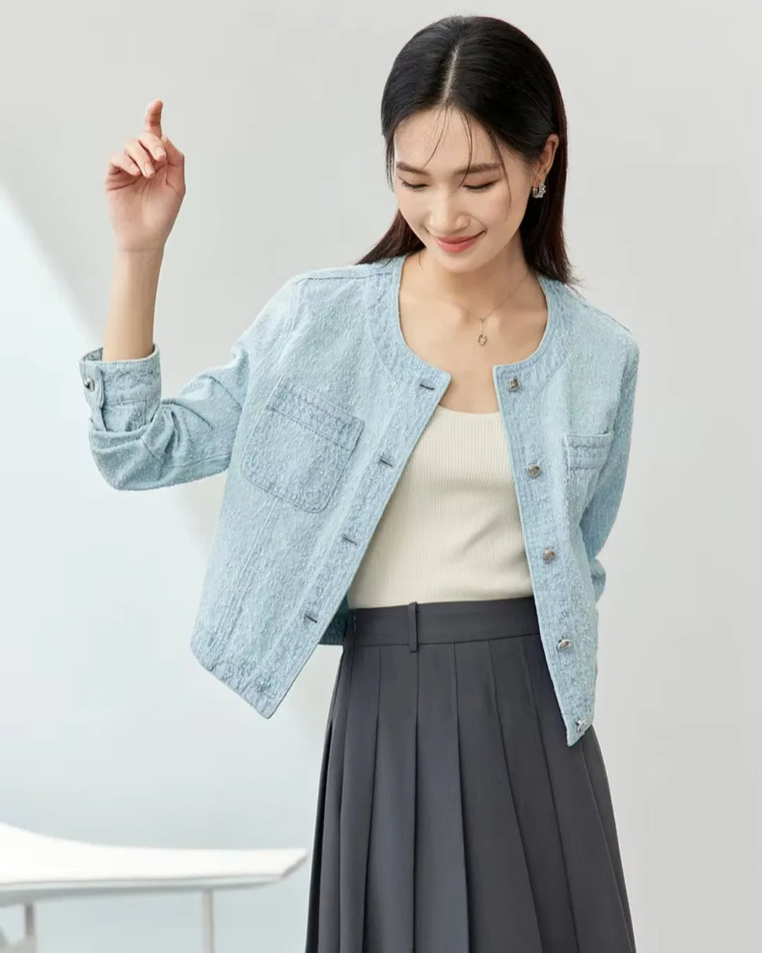 Casaco Tweed Feminino Charlotte – Alfaiataria Elegante para Outono e Inverno